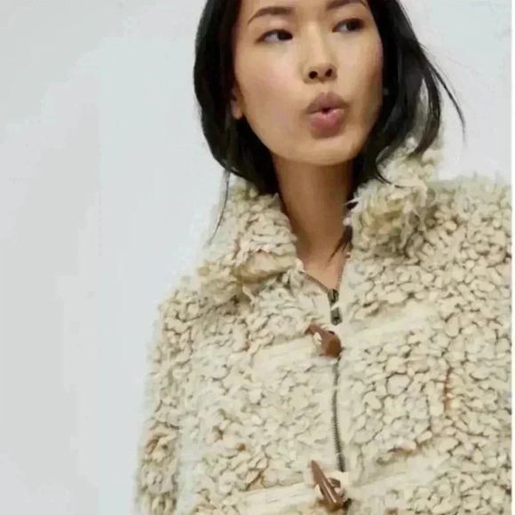 Anthropologie “Brenna” Faux Fur “Teddy” Short Coat In Cream Extra Small EUC! - Picture 7 of 16